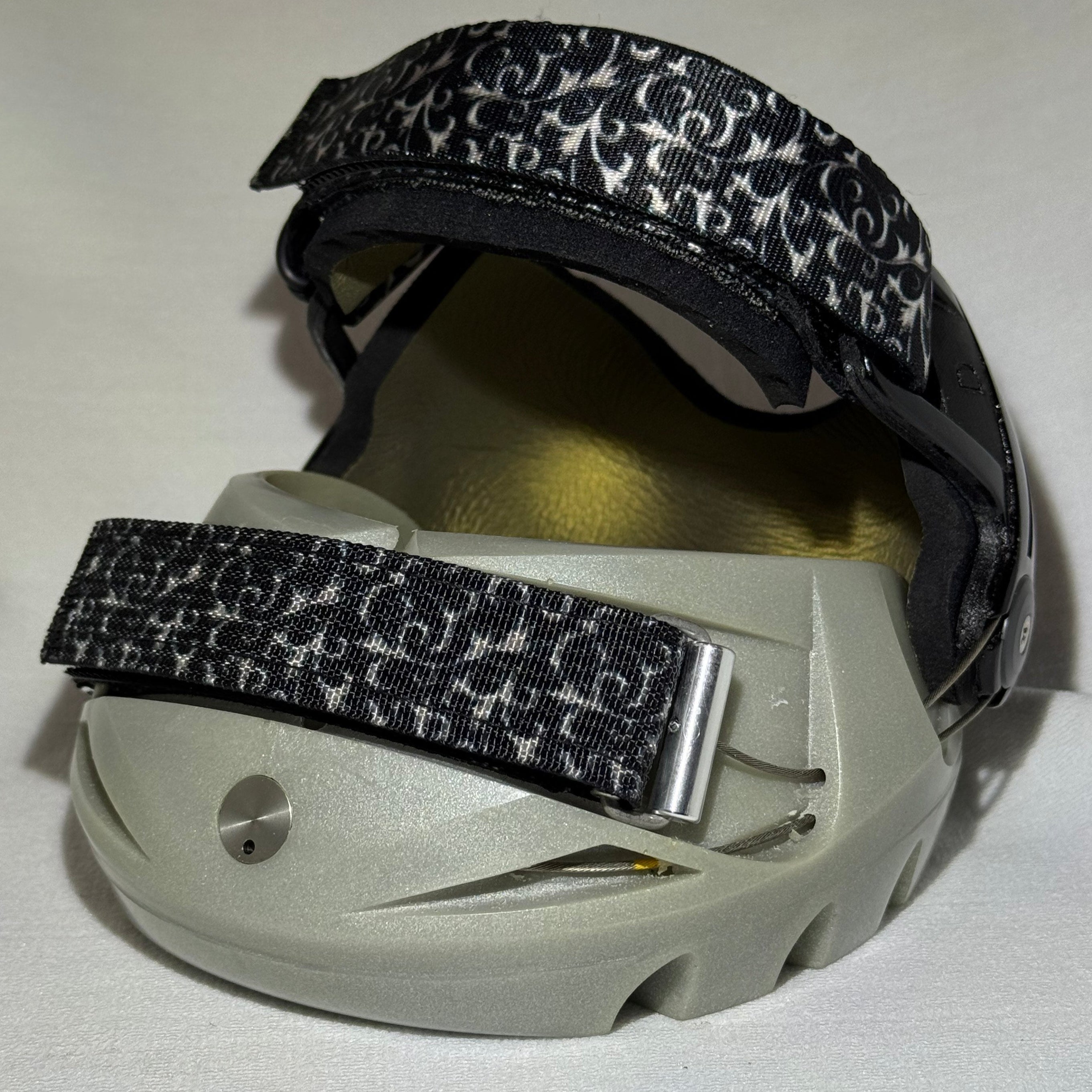 Renegade® Viper Vivid™ Hoof Boot - Silver Streak